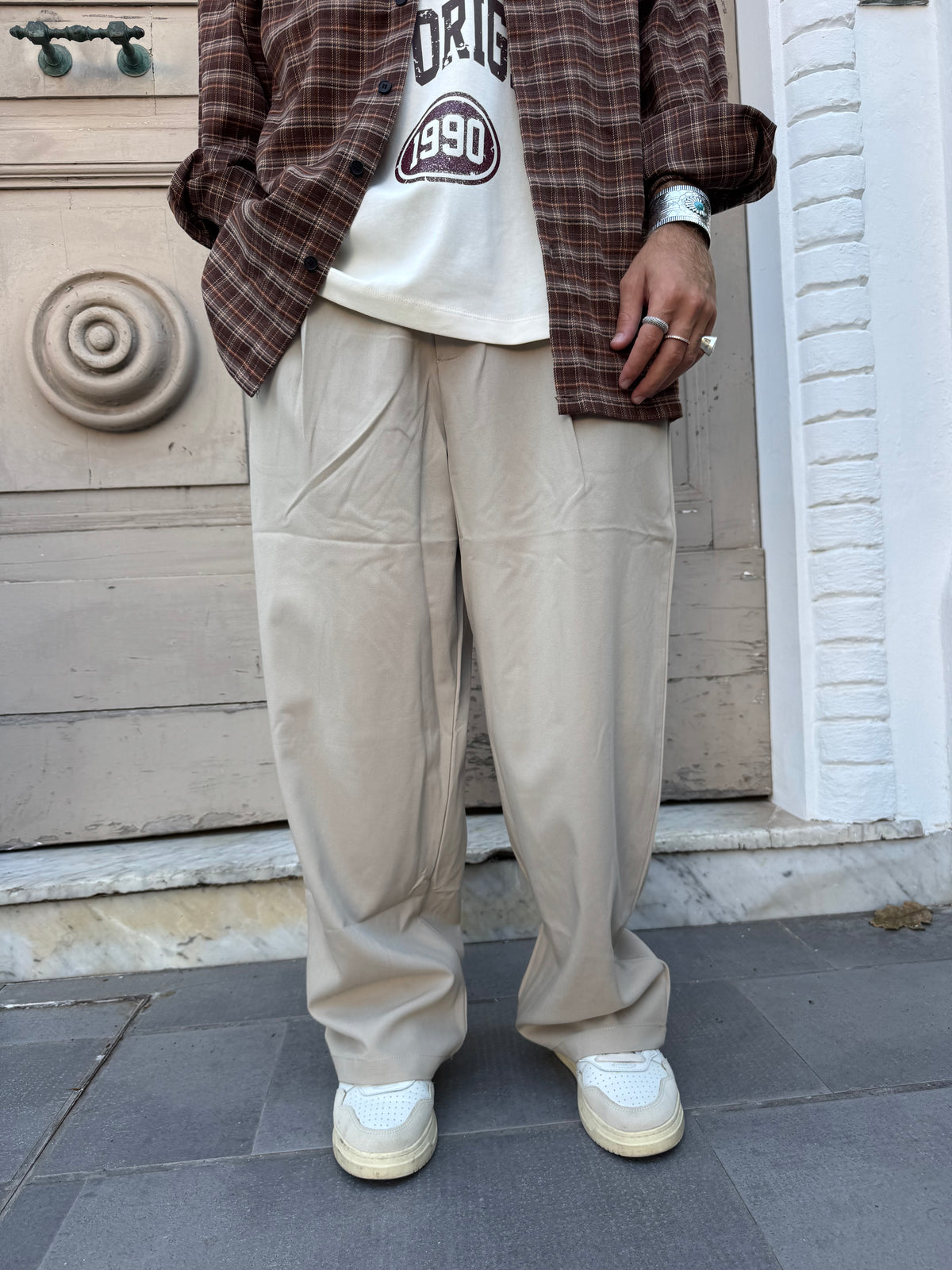 Pantalone Street